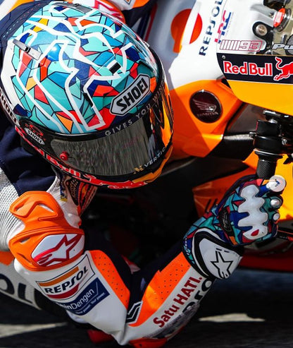 Helmet Style SHOEI Redbull Marc Márquez GAUDI Edition