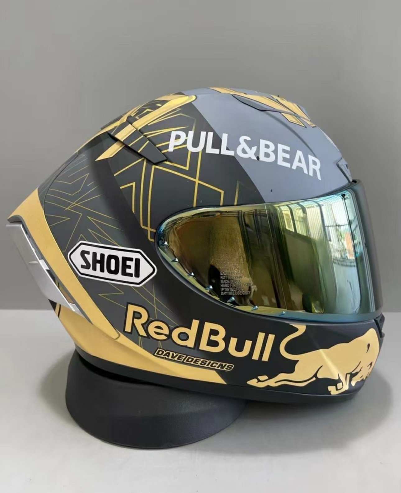 Helm Stil SHOEI RedBull Marc Márquez