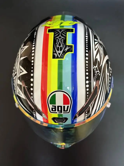 Casque style AGV Valentino Rossi (VR46) - Titre Mondial 2002